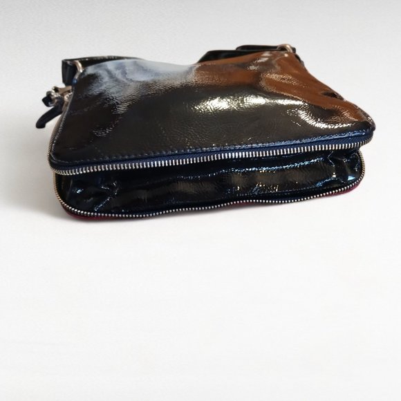 Vintage Anne Klein Red Reptile Embossed Black Patent Leather Vegan Crossbody - Picture 4 of 13